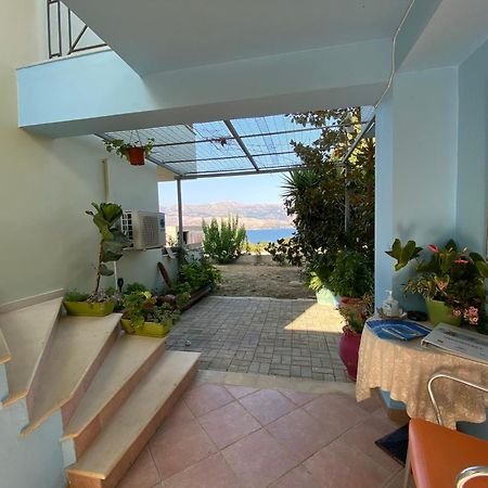 Mirovigli Family Rooms Lépedha Exterior photo